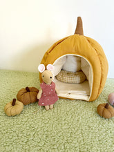 Tiny Accessories - Tiny Friends Pumpkin Perch