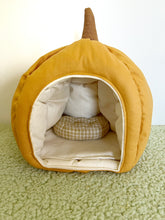 Tiny Accessories - Tiny Friends Pumpkin Perch