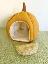 Tiny Accessories - Tiny Friends Pumpkin Perch